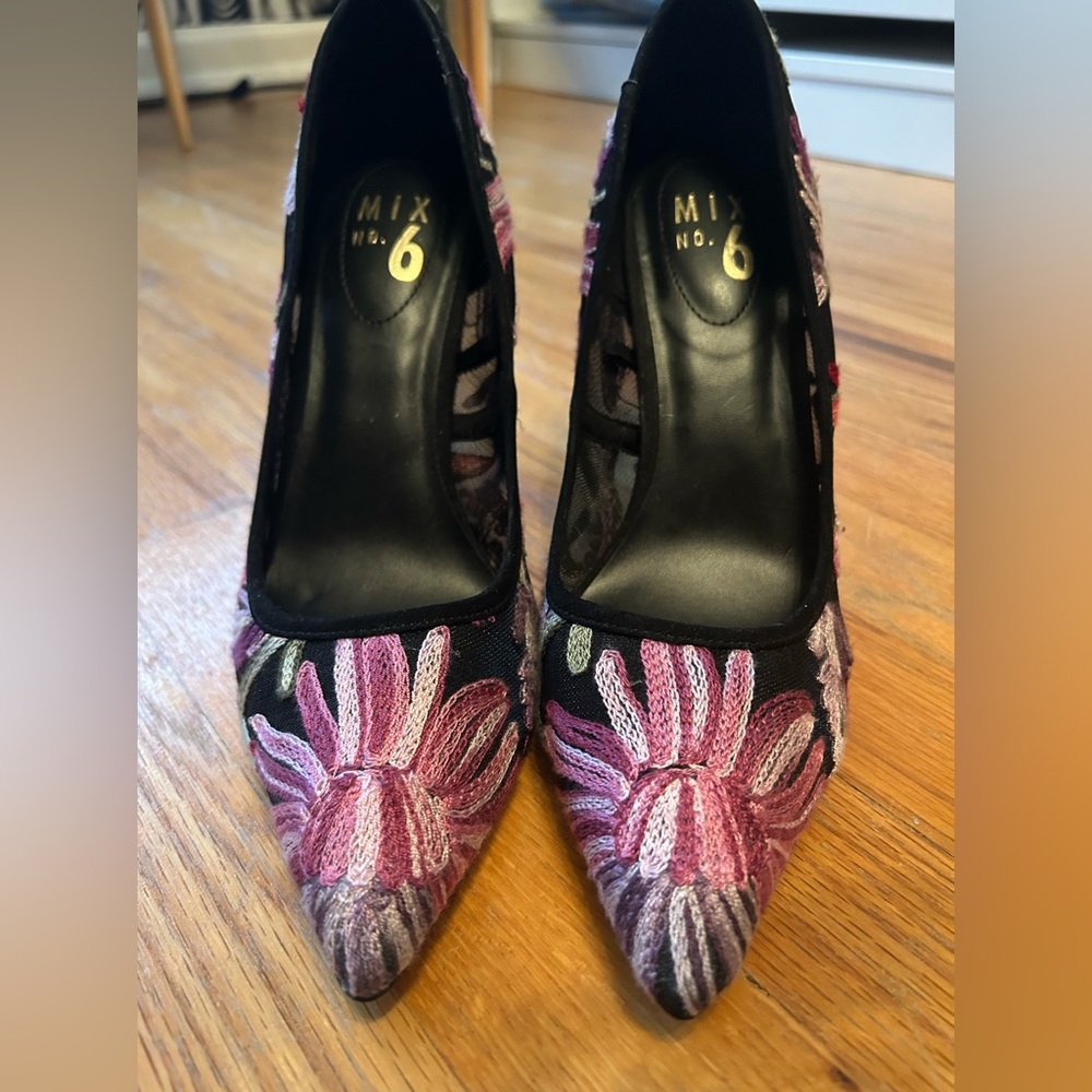 Flower heels